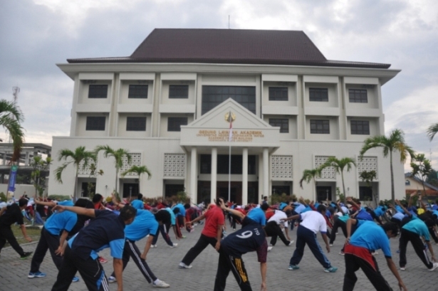 Olah raga pagi peserta PPG